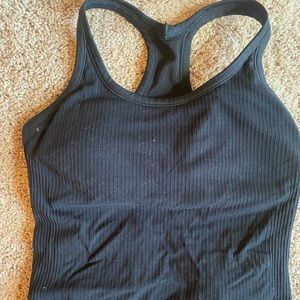 Beautiful and comfy racer back sports top that I’ve never worn!